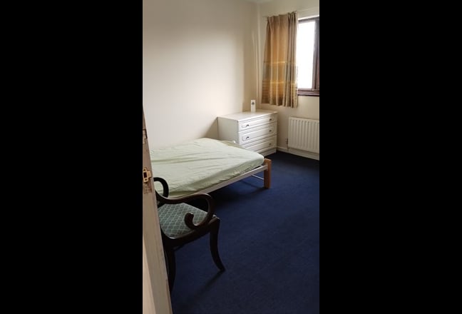 Ensuite, large Double.room near Telford centre TF3 Main Photo