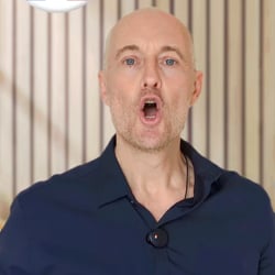 Vidéo: Charbon de bois activé