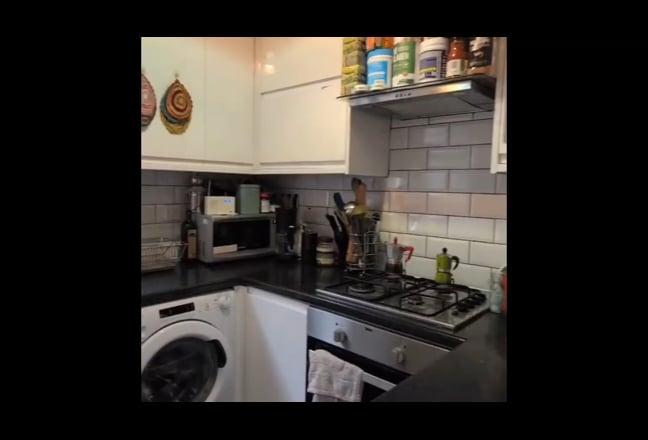 Double bedroom in Streatham Hill  Main Photo