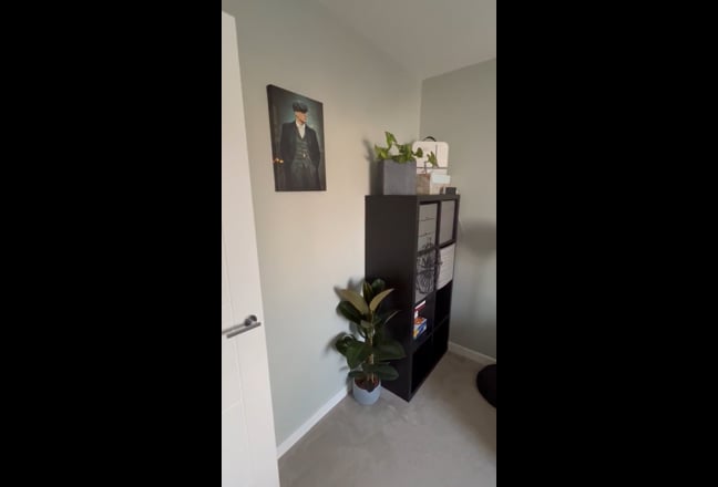 Superb rooms with professional. Holborough Lakes. Main Photo