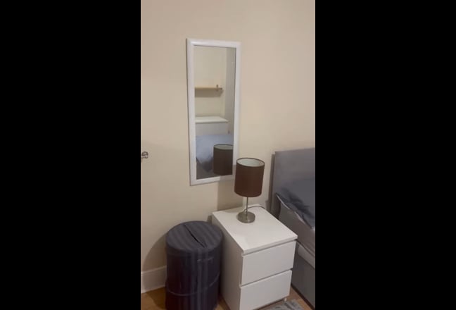 A Cousy lovely double room in a sheared house  Main Photo