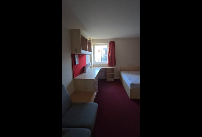 Ensuite room - Nottingham Main Photo