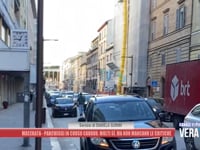 Macerata - Parcheggi in corso Cavour: molti sì, ma non mancano le critiche