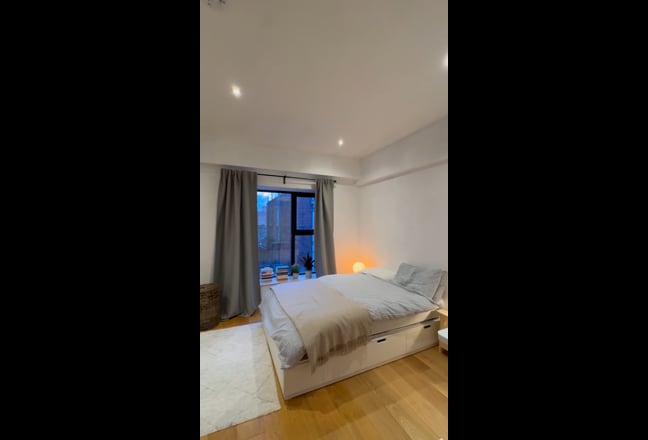 Bright Double Ensuite Room in Hackney Central  Main Photo