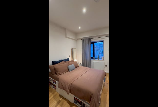 Bright Double Room in Hackney Central  Main Photo