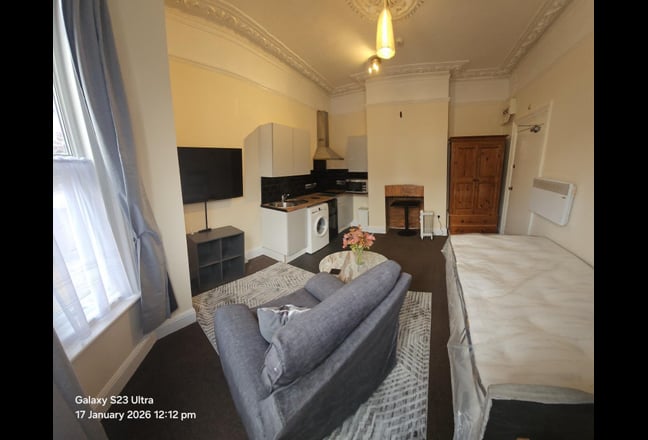 Studio Room-Newly Refurbished Main Photo