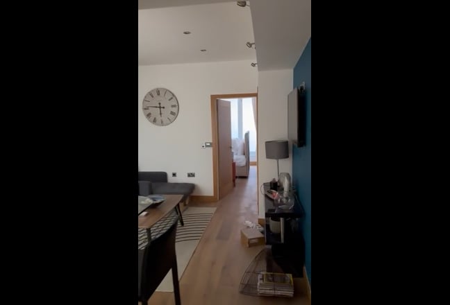 Central chic 2 double ensuite bedroom Main Photo