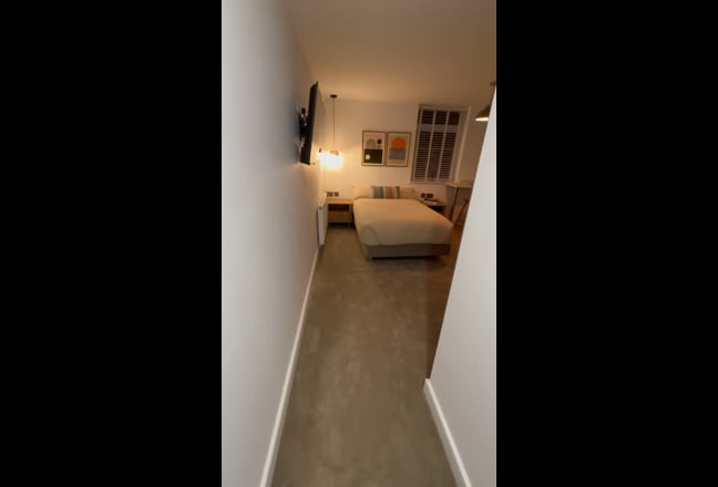 NEW! HMO in a quiet area 5min from City Centre Main Photo