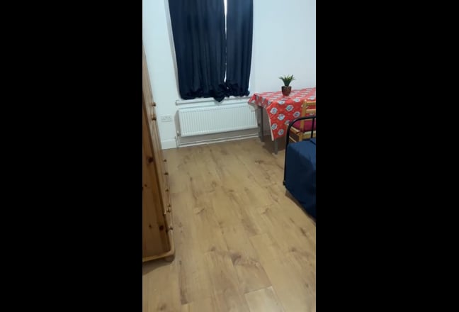 Double room to rent  Main Photo