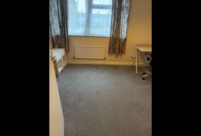 1 Room Available in 2BHK flat  Main Photo