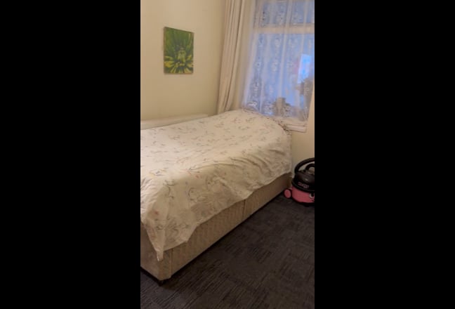 Semi Double Room for a Single Person  Main Photo