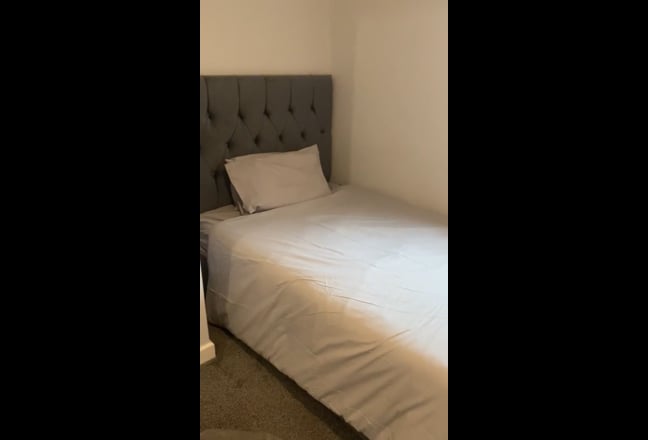 Double room to rent - &pound;577.50 (Ladywell Point) Main Photo