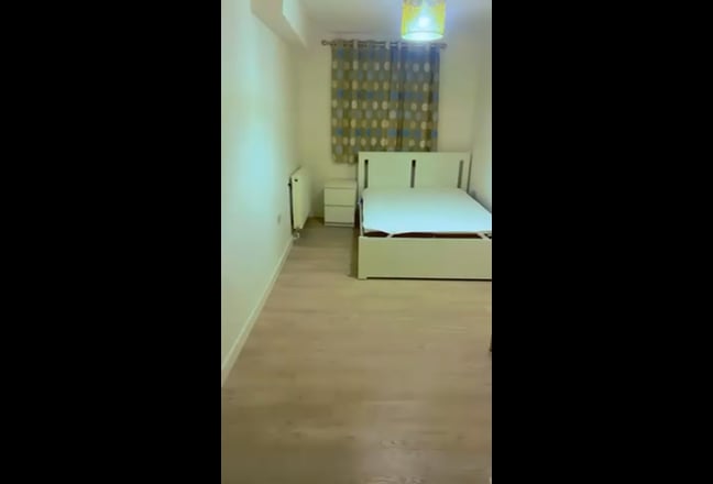 Double En-Suite Rooms to Let Main Photo