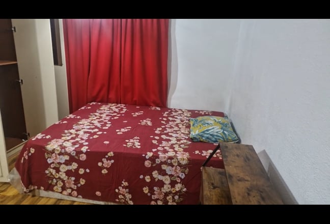  1 Large Double Room for Rent Ready to Move in Now Main Photo