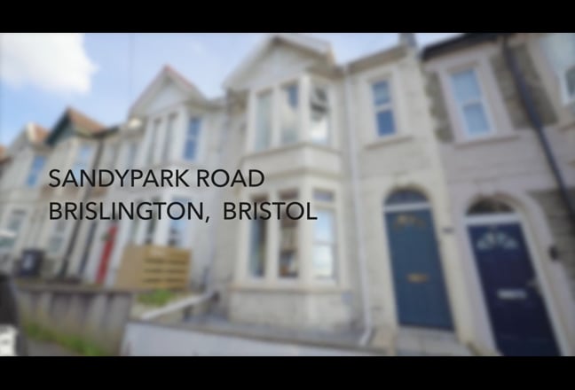 🏡 ✨ Lovely Ensuite - Peaceful Road - Prime BS3 Main Photo