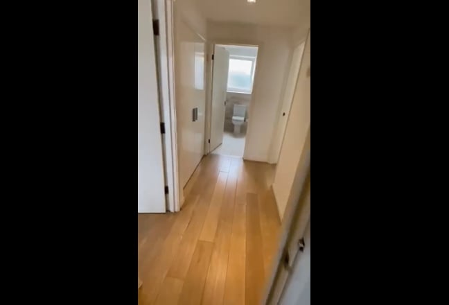 A beautiful, clean, and fully furnished 2-bedroom Main Photo