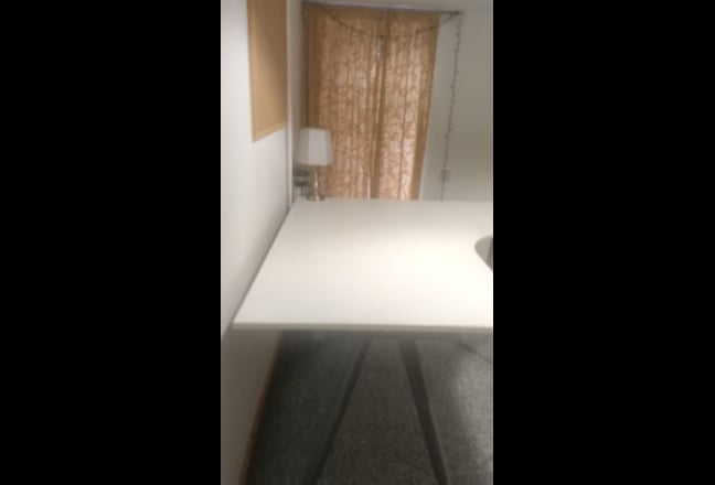 Person for room required Main Photo