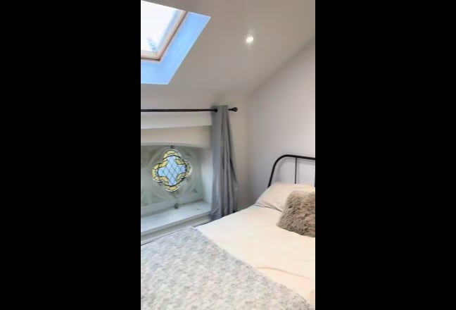 🌿 Modern Self-Contained Studio | Great Transport  Main Photo