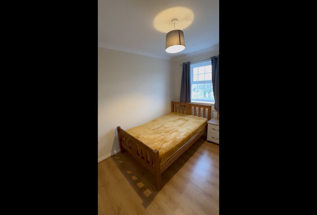 Furnished Ensuite Room - House share PE7  🚍 Main Photo