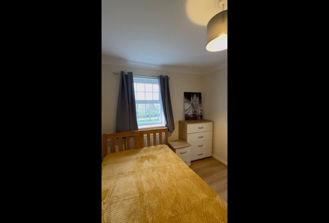 Furnished Ensuite Room - House share PE7  🚍 Main Photo