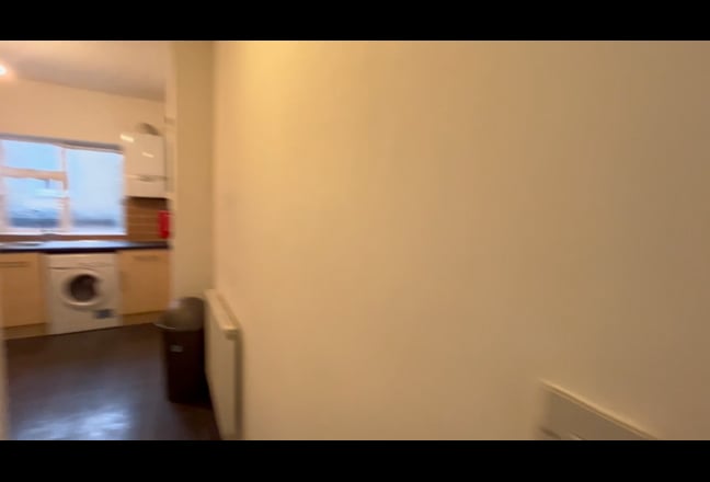 Two Bed Flat Near Shoreditch, E2. Close To Station Main Photo