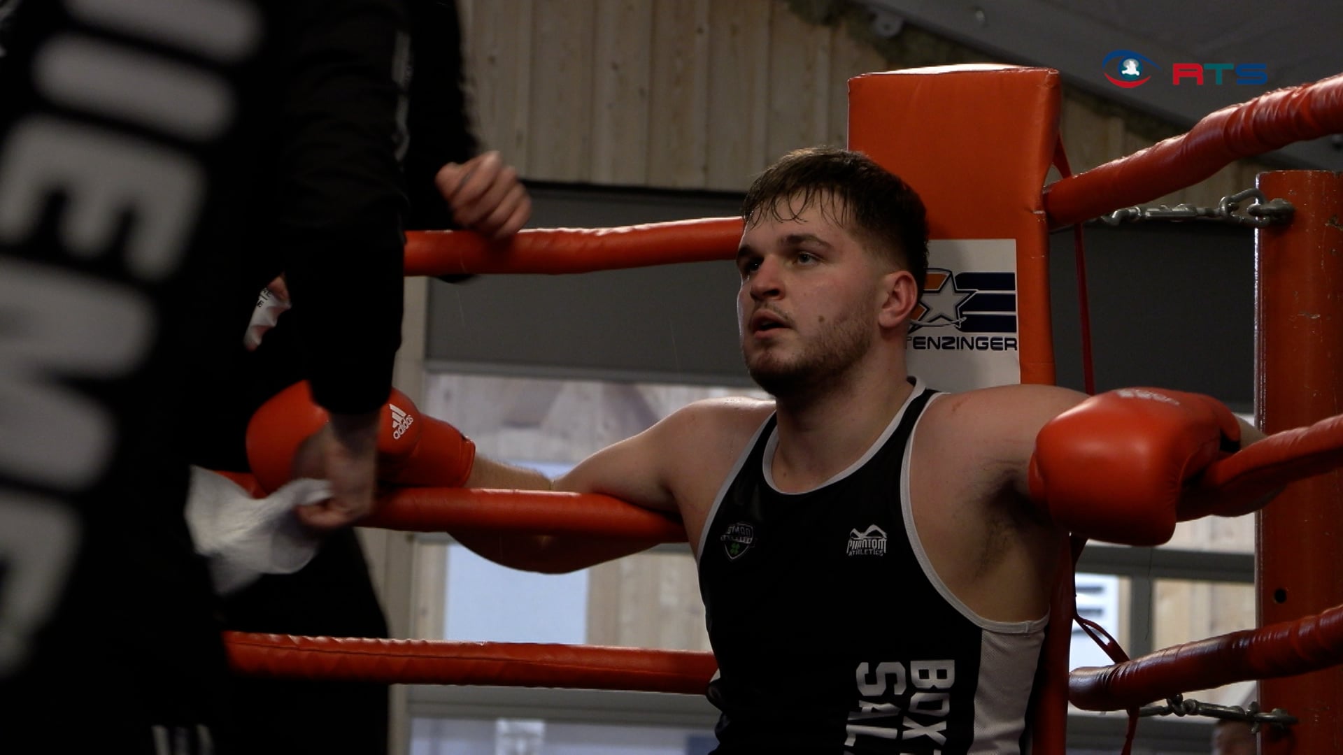 gelungene-premiere-erstes-bierzeltboxen-in-wals-siezenheim