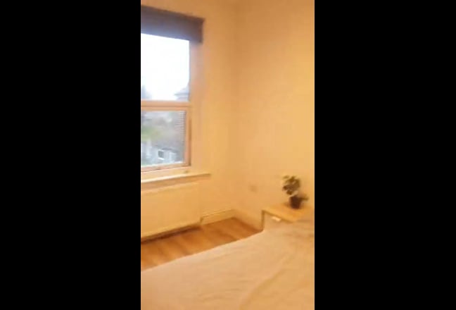 5 Star *ENSUITE All Bills inc! Norwood Stn 10 mins Main Photo