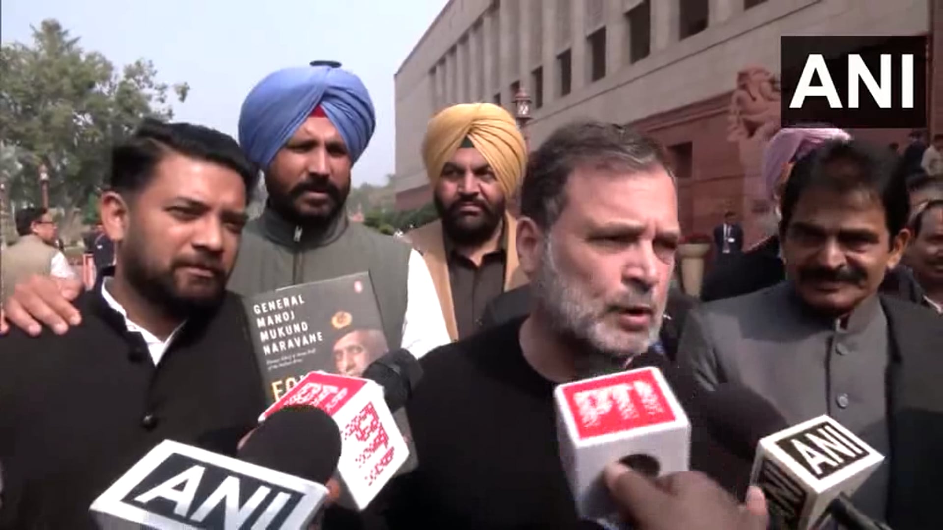 यही है पूर्व सेना अध्यक्ष की वो किताब जिससे मोदी जी डरे हुए हैं और संसद में इसका उल्लेख नहीं करने दे रहे।