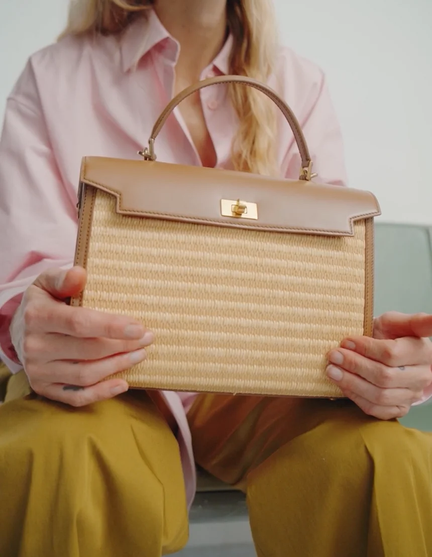 アニヤ・ハインドマーチ公式オンラインストア | Anya Hindmarch | Anya