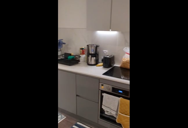 &pound;800 off 1st Month – Modern 1-Bedroom at PLATFORM_ Main Photo