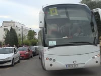 Oberta la convocatòria de subvencions per al transport escolar i restauració de façanes