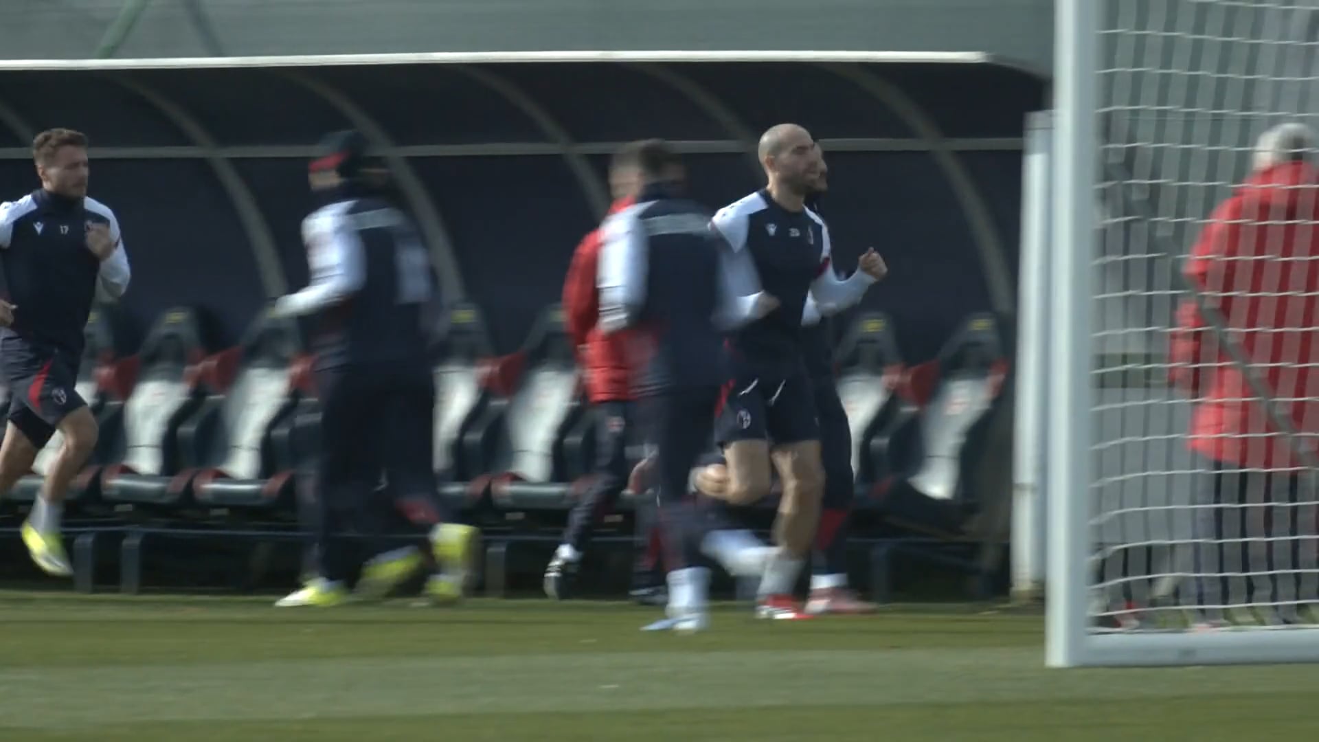 Analisi del “momentaccio” rossoblù: quando esigenze societarie e risultati sul campo non vanno di pari passo