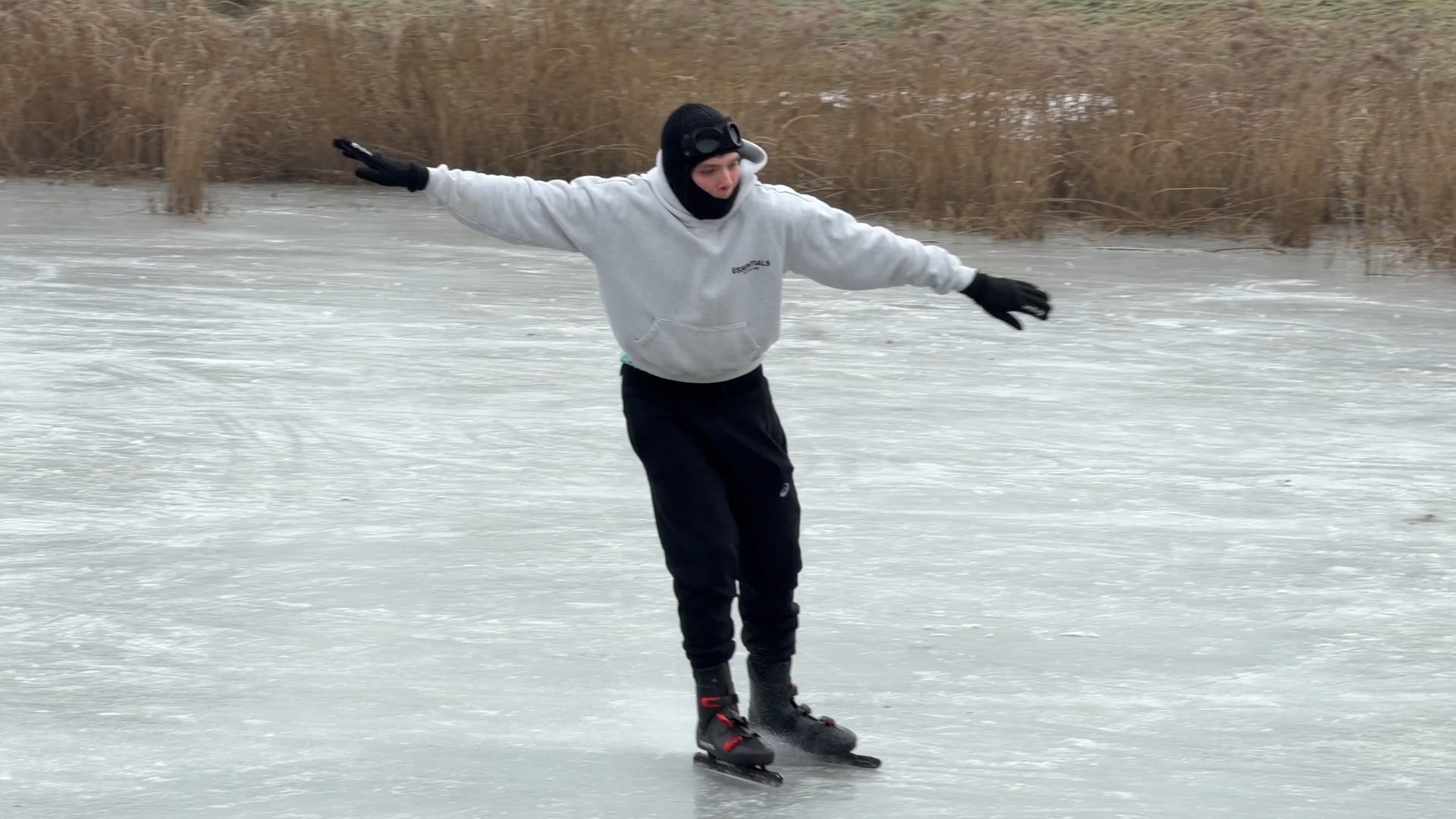 Schaatsen op De Loop in Roden
