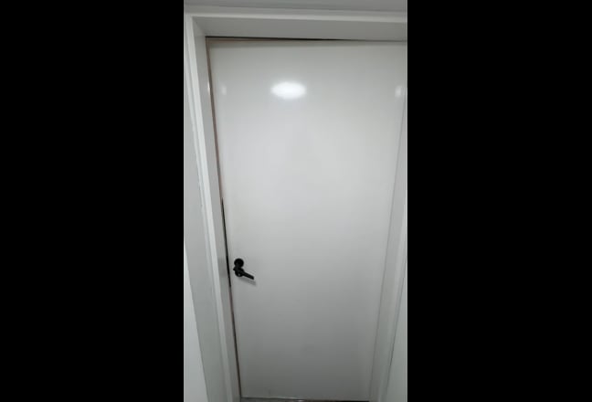 Elevated Studio Living, over 2 levels in L5 Main Photo