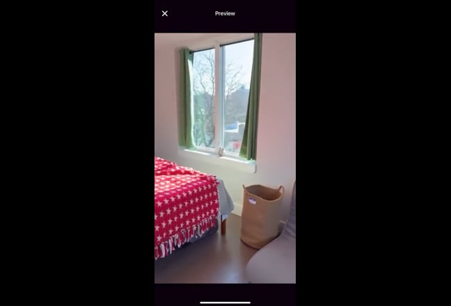 Private Large room with private bath/shower  Main Photo