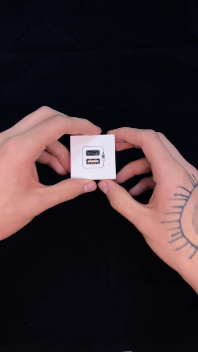 M�dulo Tomada USB-C c/ USB-A PIAL Plus+ 3000mA Branco Legrand 615095BC