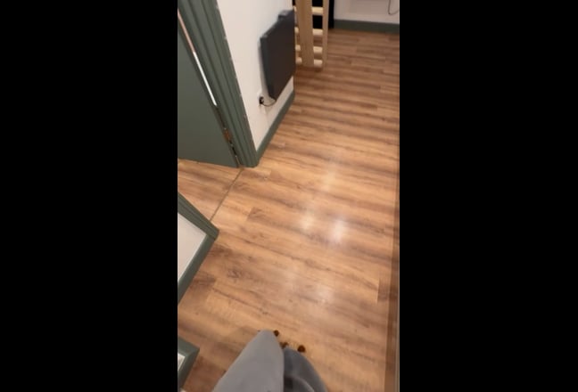 Studio Flat - close to Central Line Stations Main Photo