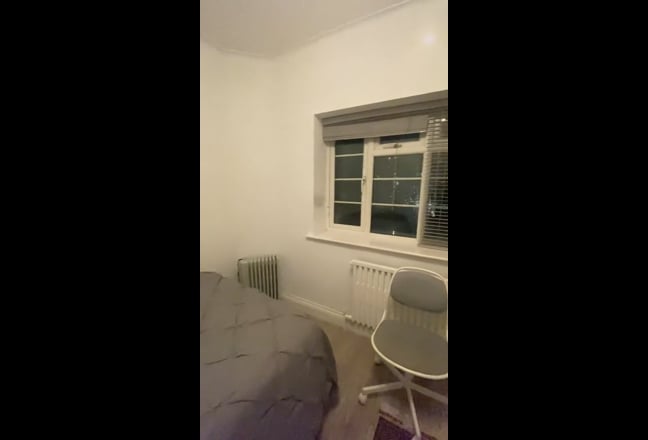 Huge double room in Swiss Cottage – all bills incl Main Photo