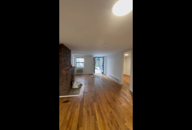 Fully furnished 2 bedroom apartment in Chelsea Main Photo