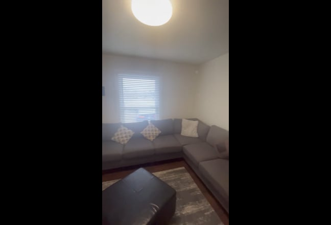 $800 All Utilities Included 6 Miles from Downtown! Main Photo