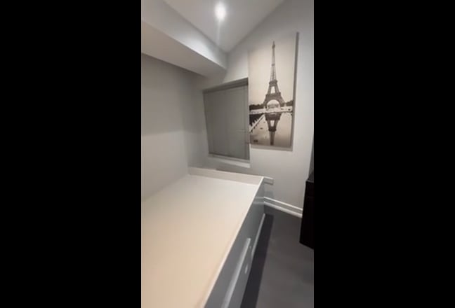 Double en-suite room for rent in Central Reading Main Photo