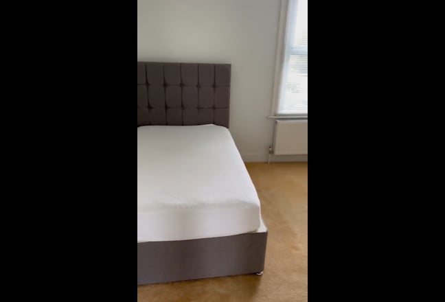 Wimbledon first floor two double bedroom flat Main Photo