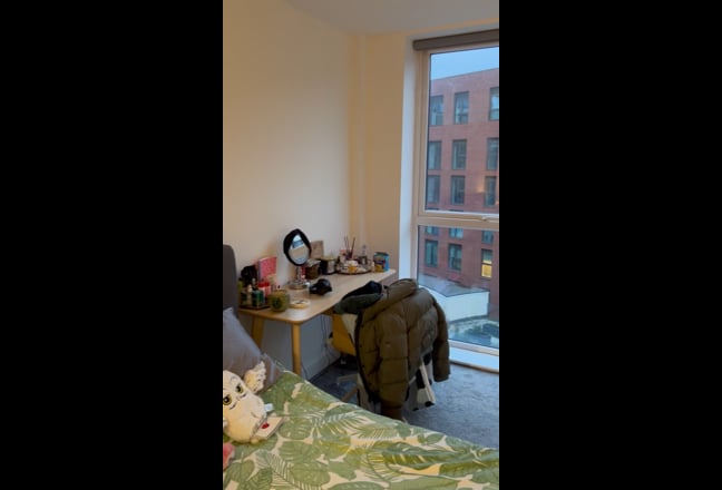 En-suite room in 3bed flat Salford  Main Photo