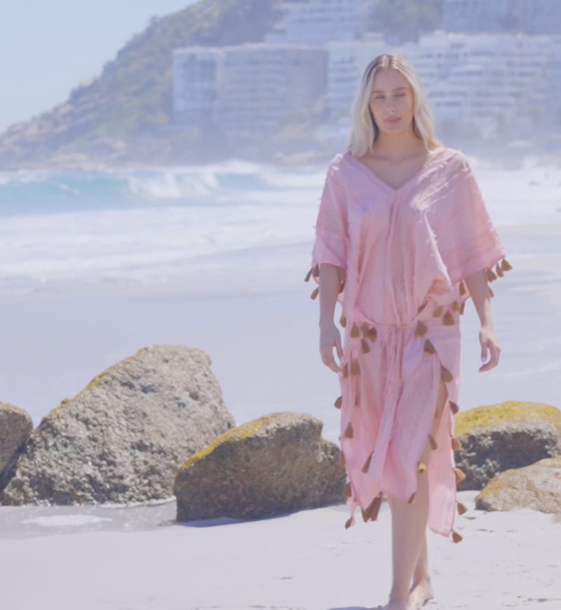 Vídeo: Caftan Largo Liam