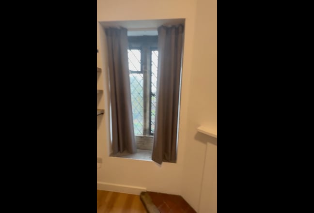 🏠 Studio Sublet – Students Only, Bills Included Main Photo