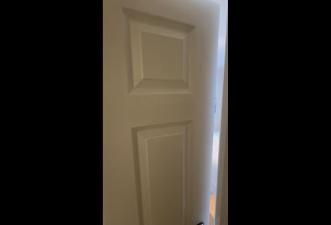 216R3 | Medium Double  | Garden | Female House  Main Photo