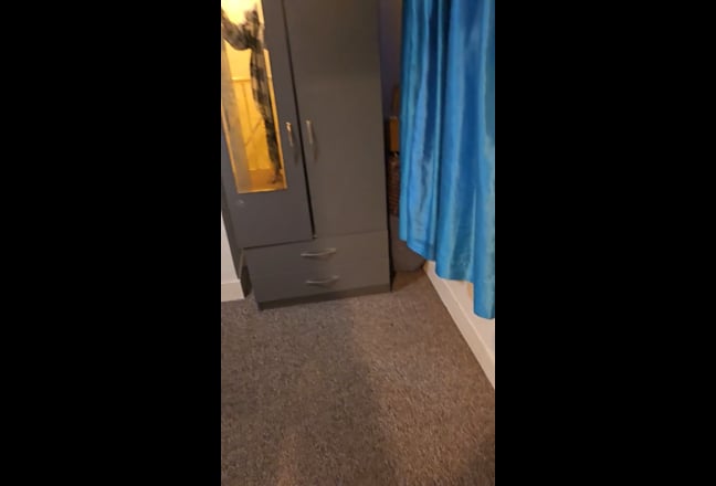 Spare room Main Photo