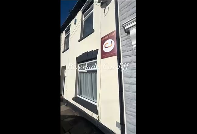 Modern Double Room – 2 Mins to City Centre  Main Photo