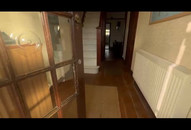 Large room for professionals or couples in a quiet Main Photo