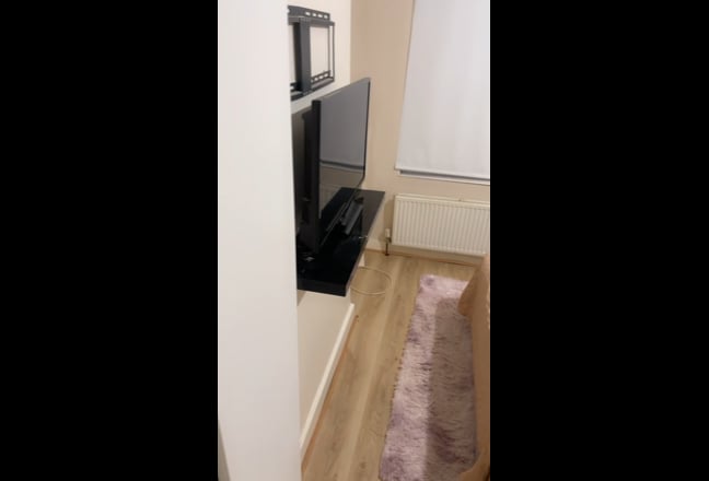 Double Room Available  Main Photo